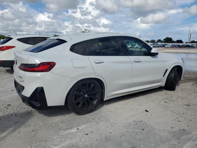 2023 BMW X4