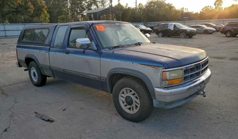 
								1993 Dodge Dakota full									