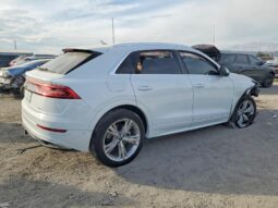 
										2023 Audi Q8 full									