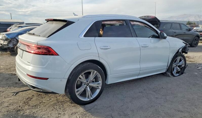 
								2023 Audi Q8 full									