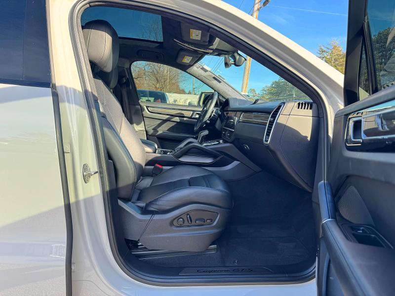 2022 Porsche Cayenne