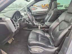 
										2017 Porsche Cayenne full									