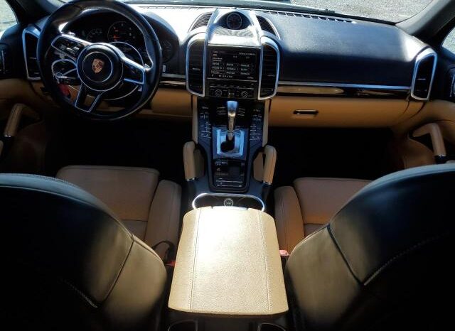 
								2016 Porsche Cayenne full									