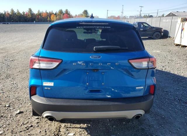 
								2020 Ford Escape se full									