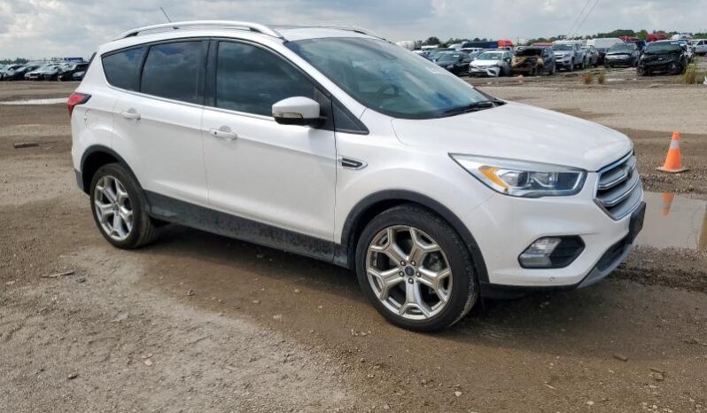 
								2019 Ford Escape tit full									