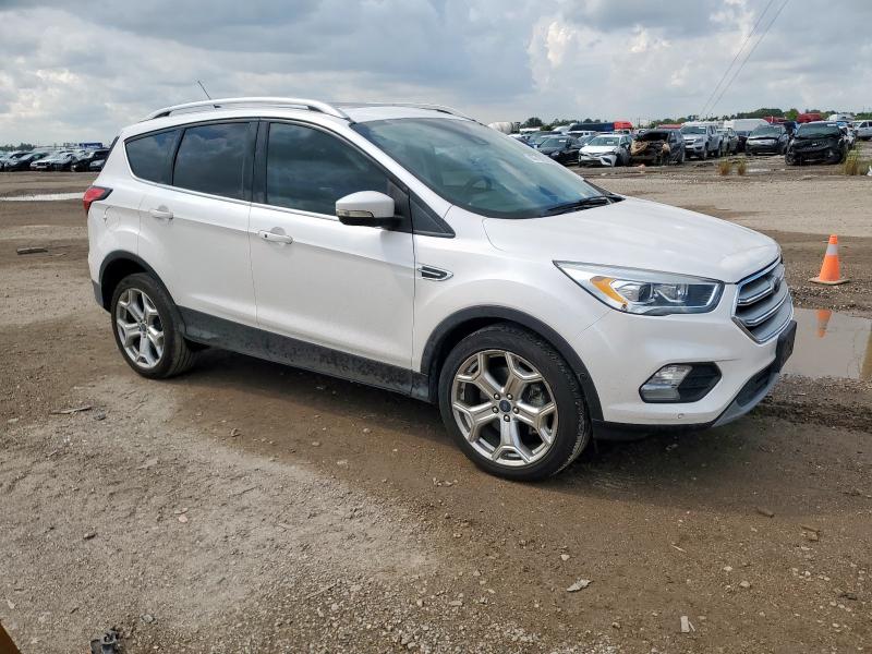 2019 Ford Escape tit