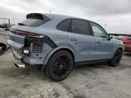 
										2025 Porsche Cayenne full									