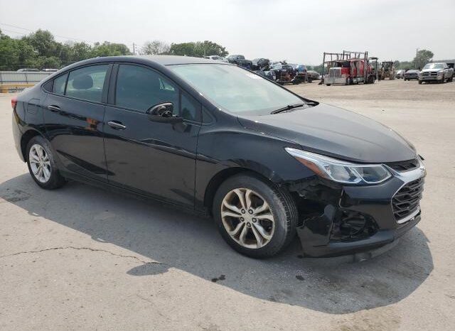 
								2019 Chevrolet Cruze full									