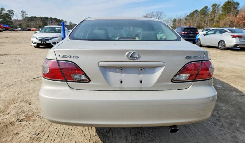 
								2003 Lexus Es 300 full									