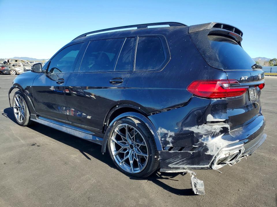 2020 BMW X7