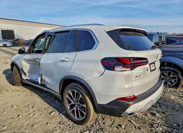 
								2026 BMW X5 full									