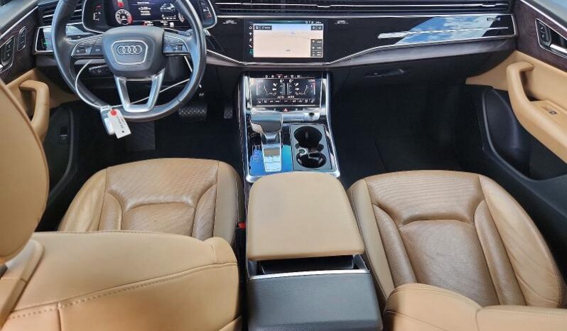 
								2019 Audi Q8 full									