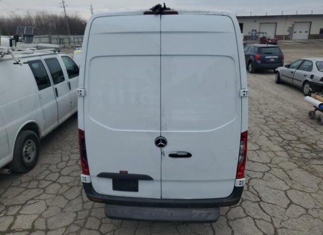 
								2022 Mercedes-benz Sprinter full									