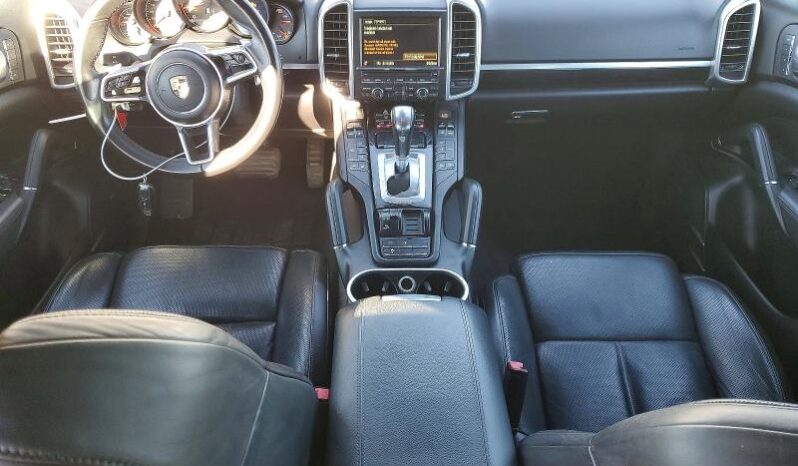 
								2016 Porsche Cayenne full									