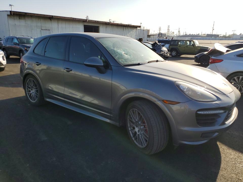 2014 Porsche Cayenne
