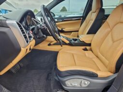 
										2016 Porsche Cayenne full									