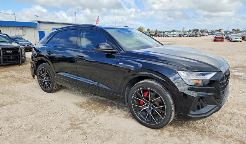 
								2023 Audi Q8 full									