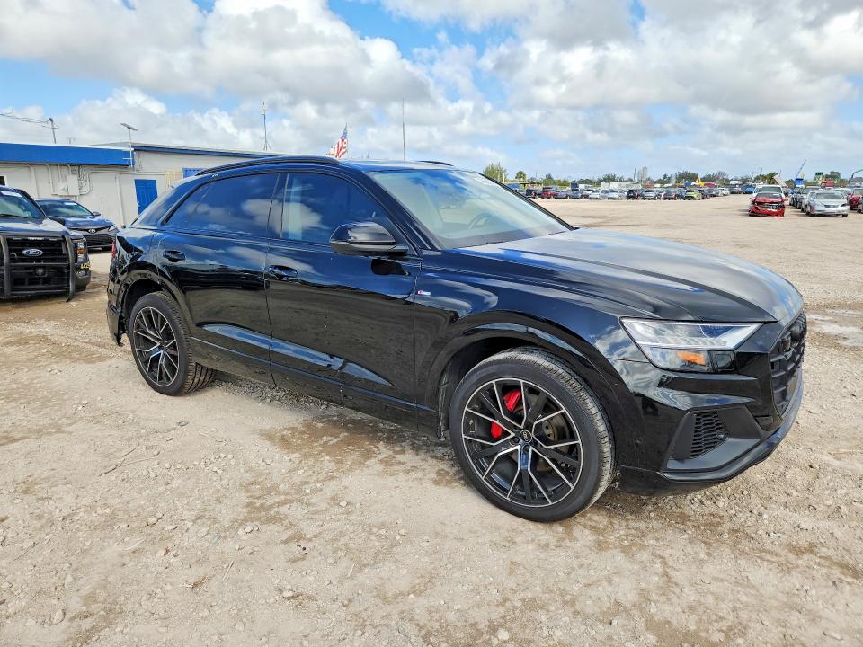 2023 Audi Q8