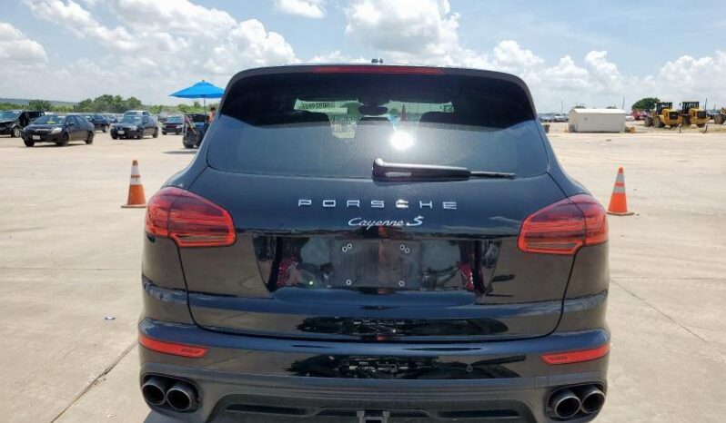 
								2018 Porsche Cayenne full									