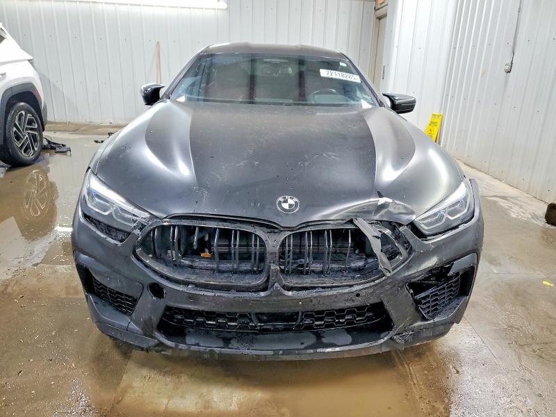 2021 BMW M8