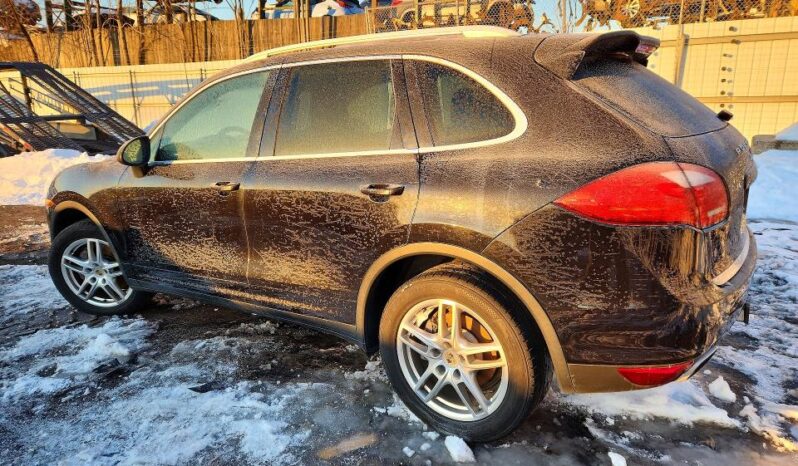 
								2014 Porsche Cayenne full									