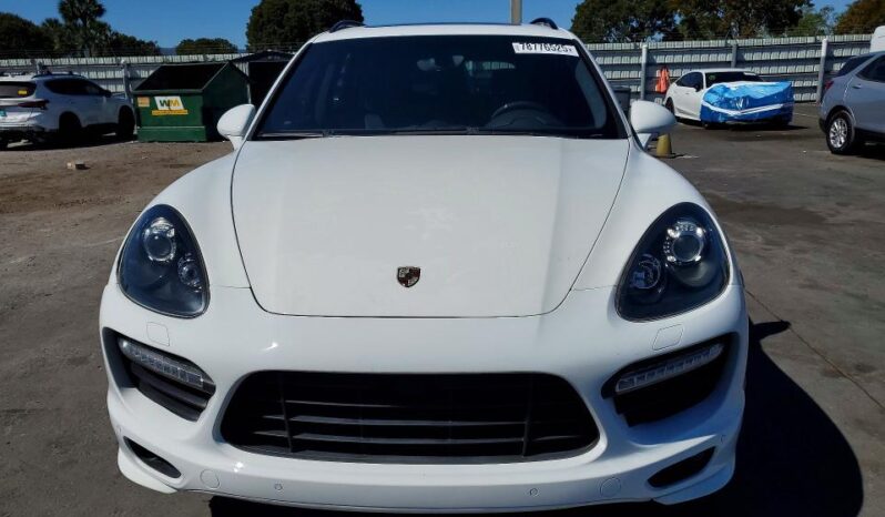 
								2014 Porsche Cayenne full									