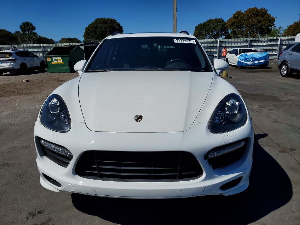 2014 Porsche Cayenne