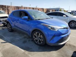 
										2019 Toyota C-hr full									