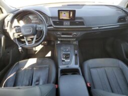 
										2020 Audi Q5 full									