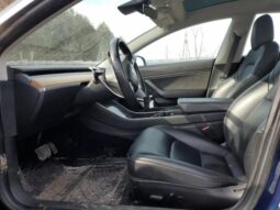 
										2018 Tesla Model 3 full									