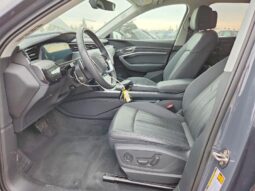 
										2024 Audi Q8 full									