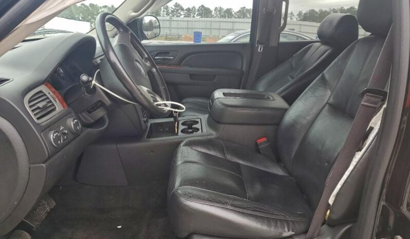 
								2014 Gmc Yukon full									