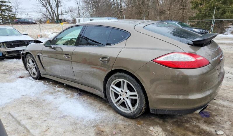 
								2013 Porsche Panamera full									