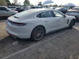 
										2022 Porsche Panamera full									
