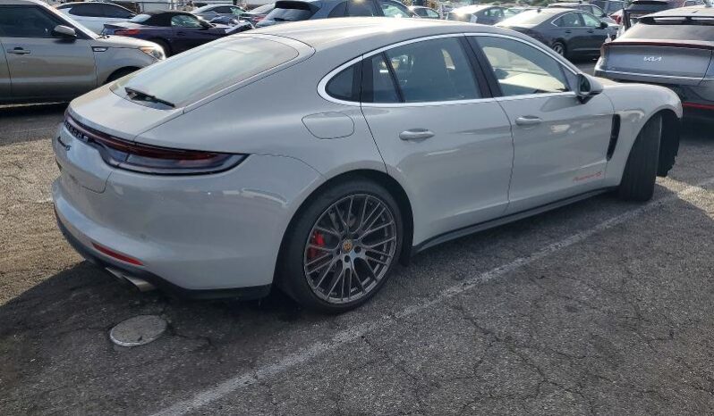 
								2022 Porsche Panamera full									