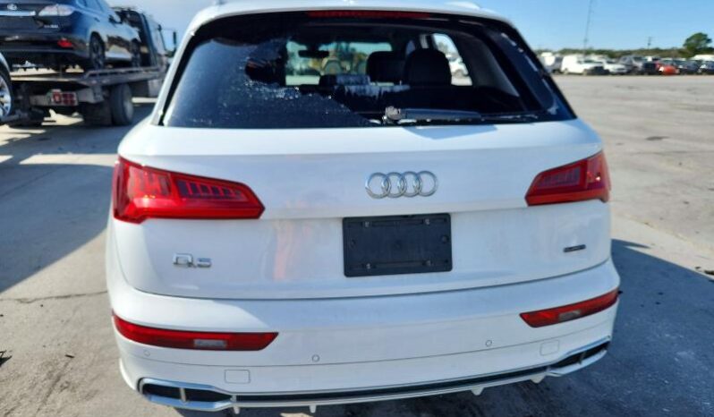 
								2020 Audi Q5 full									