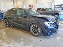 
										2026 Audi Q8 full									