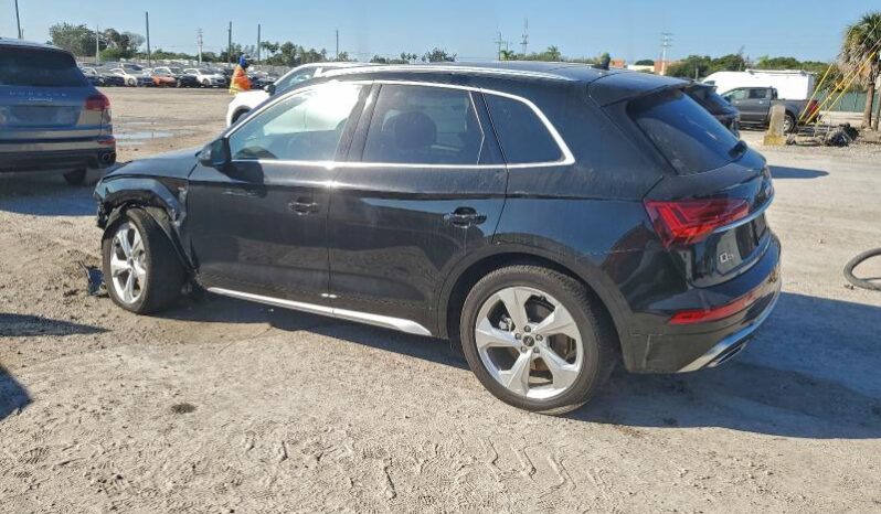 
								2023 Audi Q5 full									