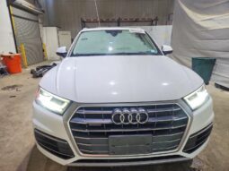 
										2018 Audi Q5 full									