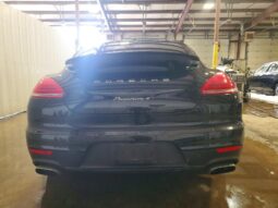 
										2016 Porsche Panamera full									