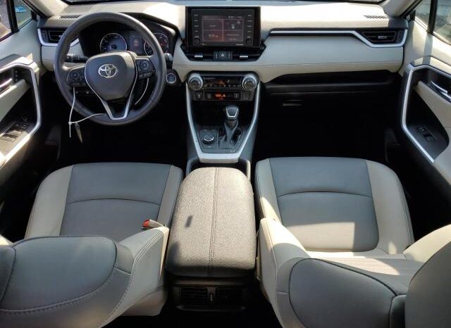 
								2021 Toyota Rav4 full									