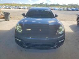 
										2018 Porsche Panamera full									