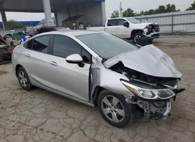 
								2017 Chevrolet Cruze full									