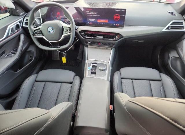
								2025 BMW I4 full									
