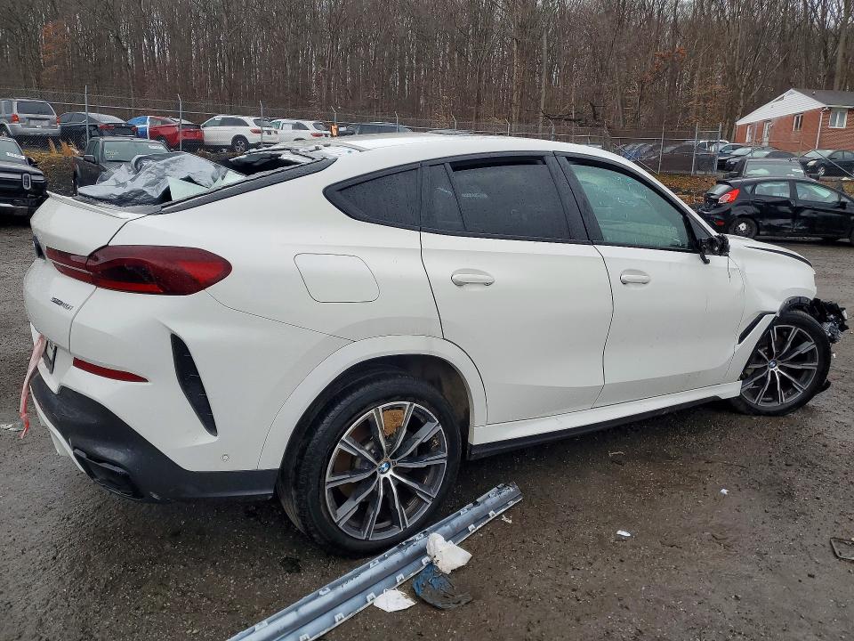 2021 BMW X6