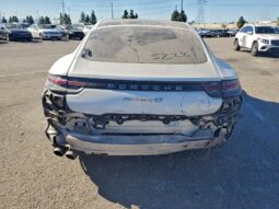 
										2017 Porsche Panamera full									