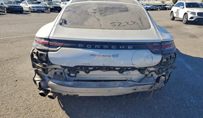 
								2017 Porsche Panamera full									