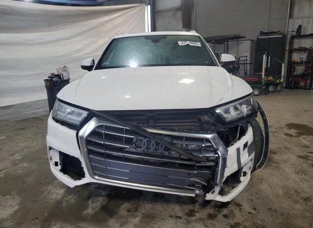 
								2019 Audi Q5 full									