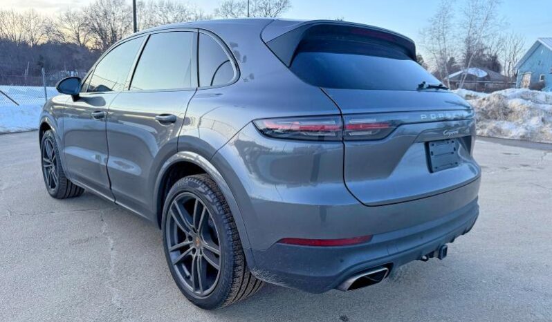 
								2021 Porsche Cayenne full									