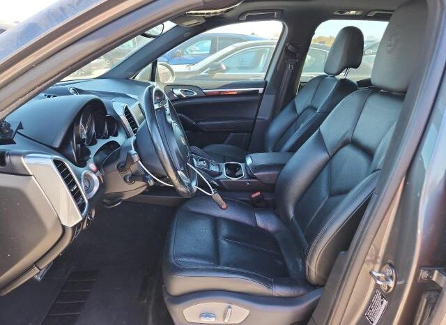 
								2014 Porsche Cayenne full									